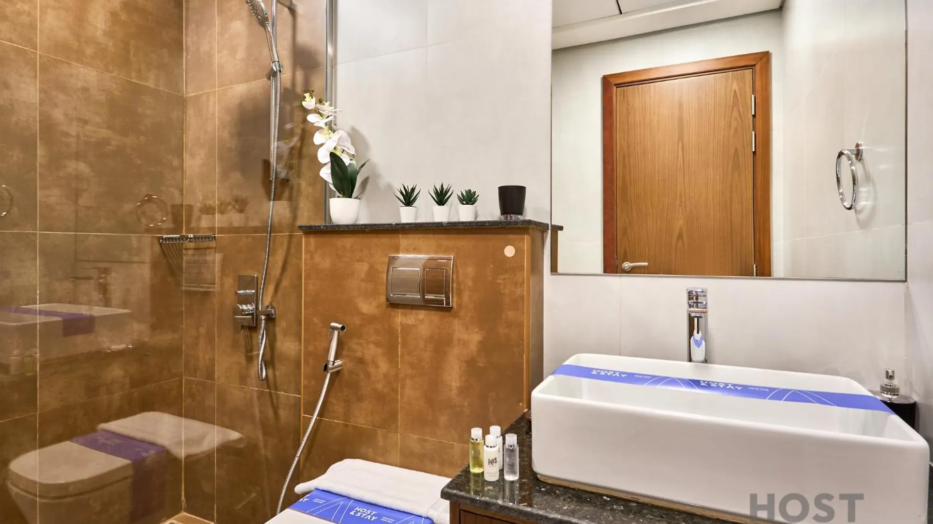 Boho-Chic Comfort - 1Br Haven - Marquis 2020 Arjan ドバイ アラブ首長国連邦