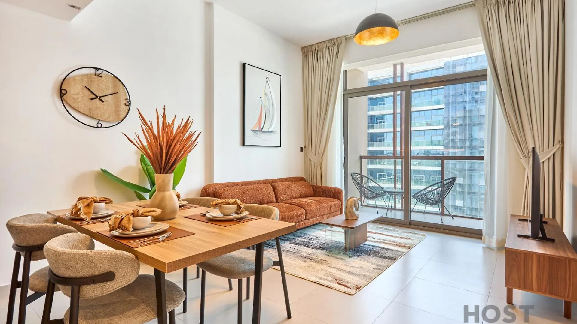 Apartment Boho-Chic Comfort - 1Br Haven - Marquis 2020 Arjan Dubai
